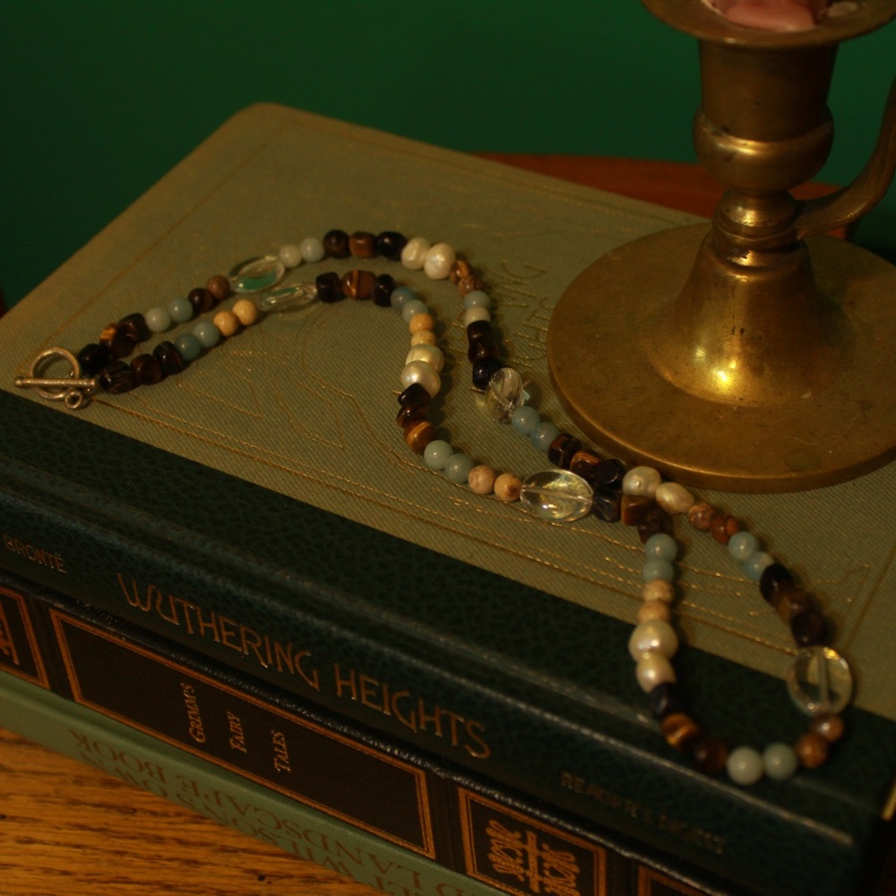 VINTAGE GEMSTONE NECKLACE TIGERS EYE CLEAR QUARTZ AMAZONITE AND PEARLS